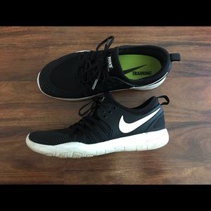 Barley worn Nike free runs